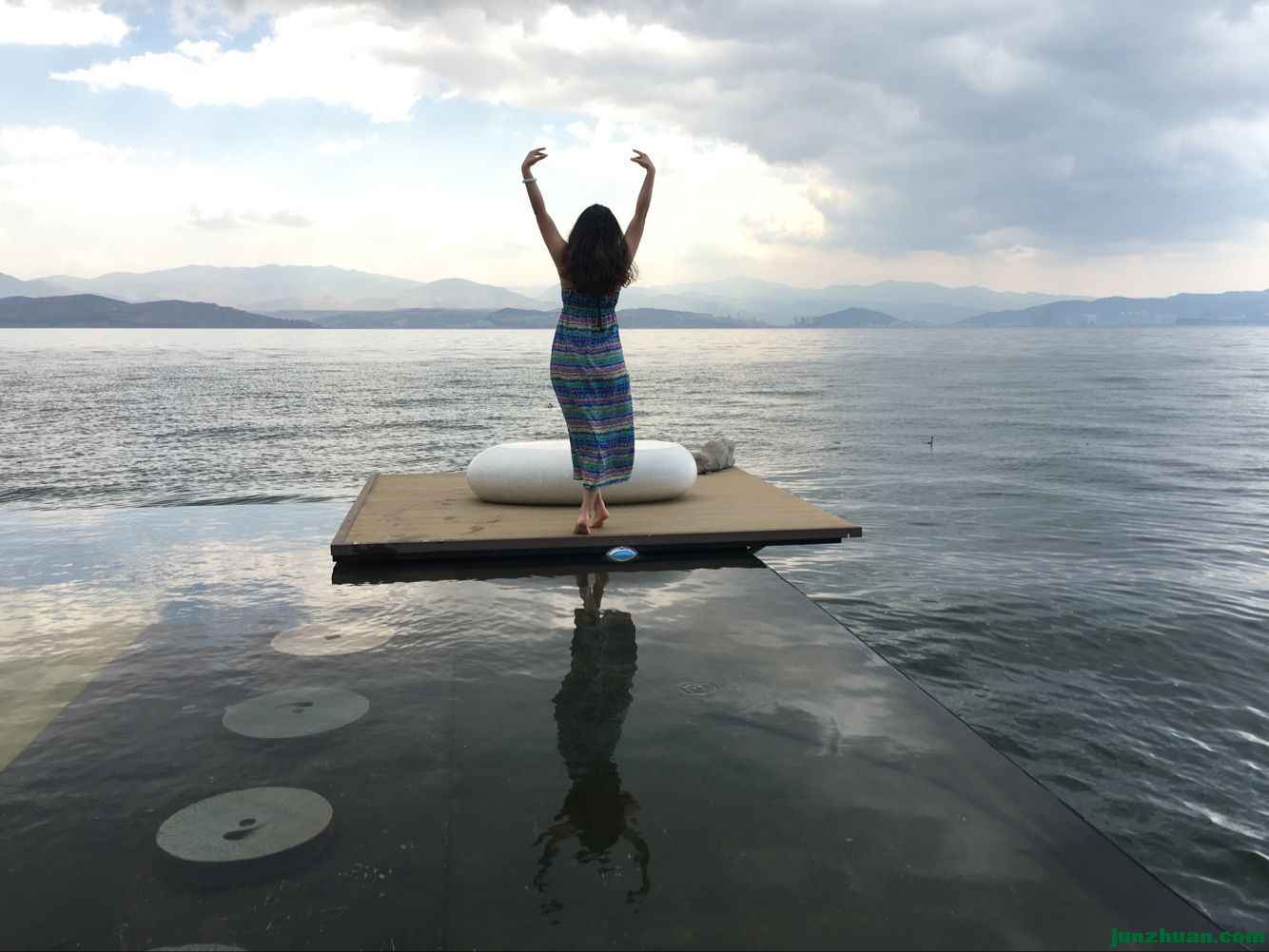 海边嬉戏10.jpg