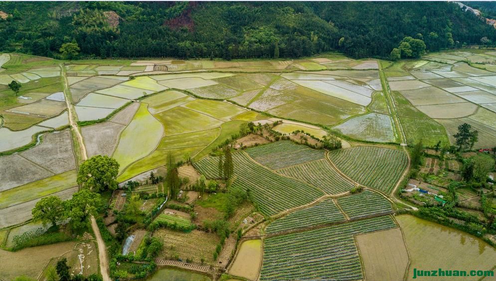 游山玩水,航拍江西峡江小镇水边风光-水边镇是江西省峡江县的城关镇.