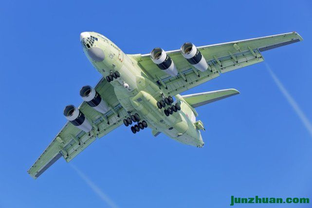 1月25日俄罗斯的新型空中加油机伊尔-78m-90a进行了最新的一次飞行